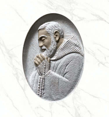 Padre Pio in preghiera- Scultura PP8